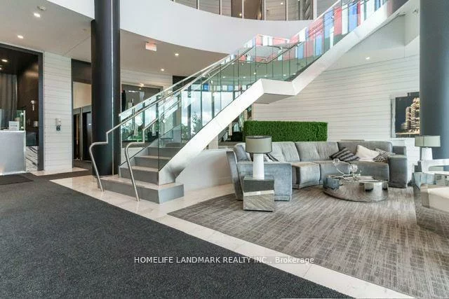 9471, Yonge, Observatory, Richmond Hill