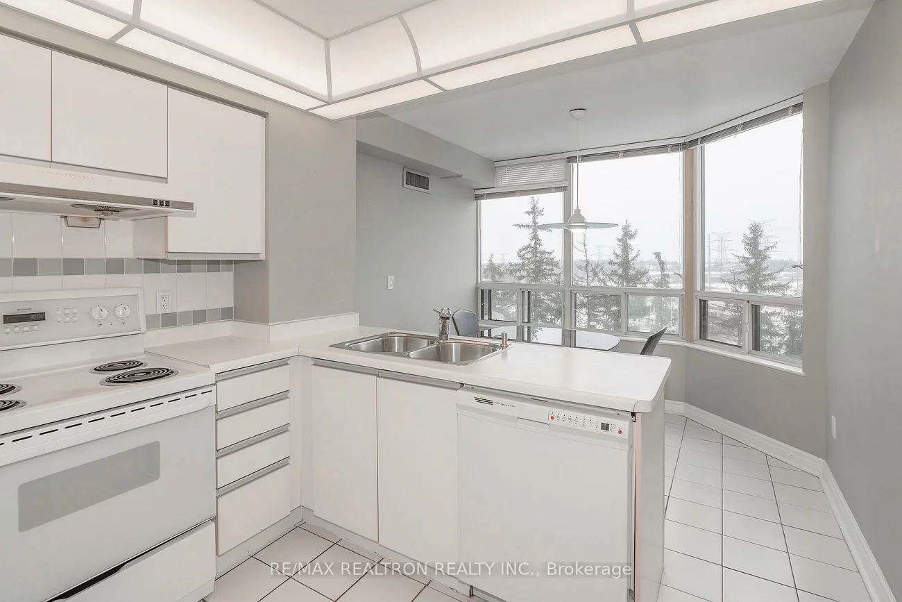 8501, Bayview, Doncrest, Richmond Hill