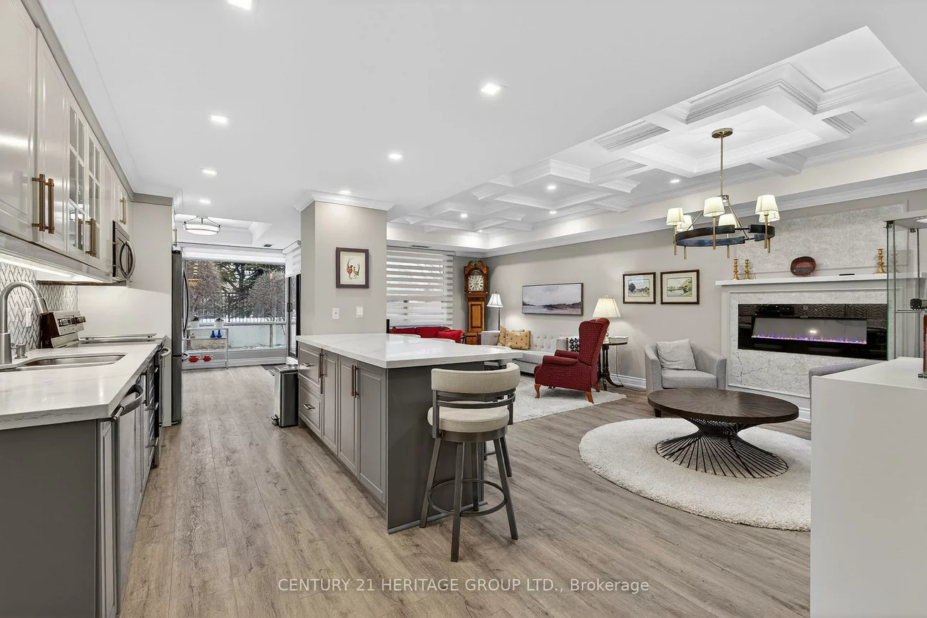 40, Harding, North Richvale, Richmond Hill