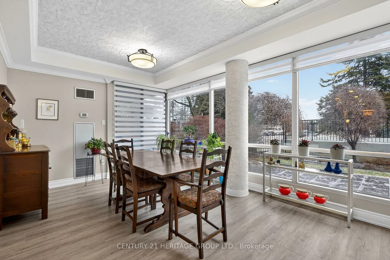 40, Harding, North Richvale, Richmond Hill