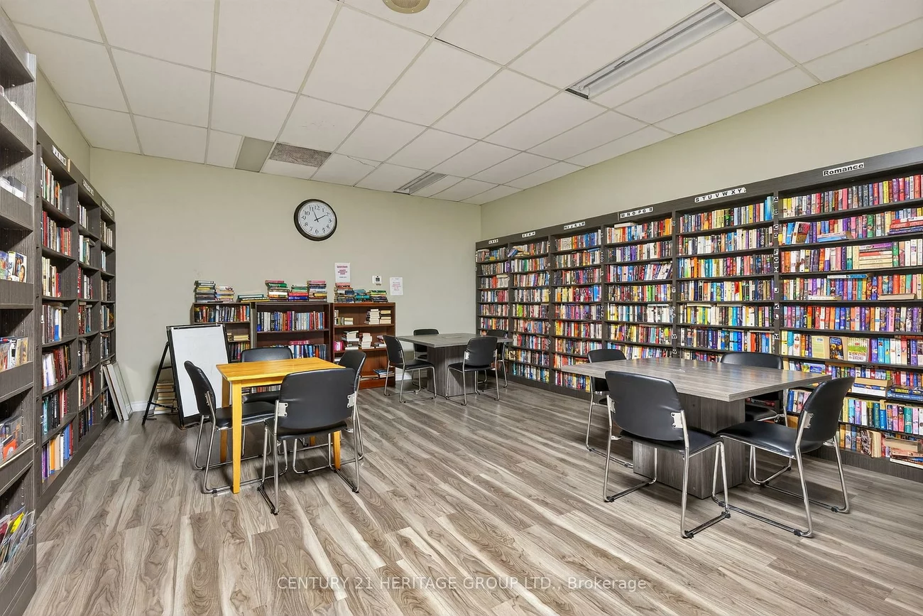 40, Harding, North Richvale, Richmond Hill