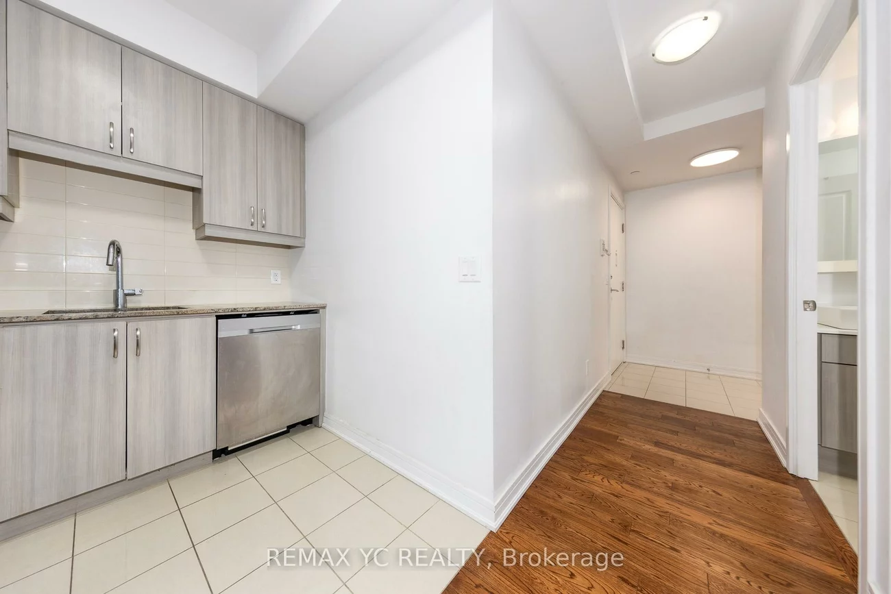 9191, Yonge, Langstaff, Richmond Hill