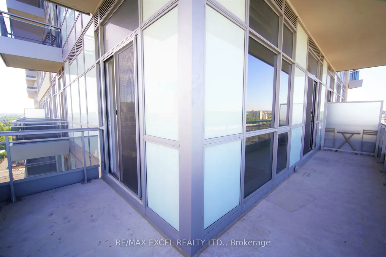 9205, Yonge, Langstaff, Richmond Hill