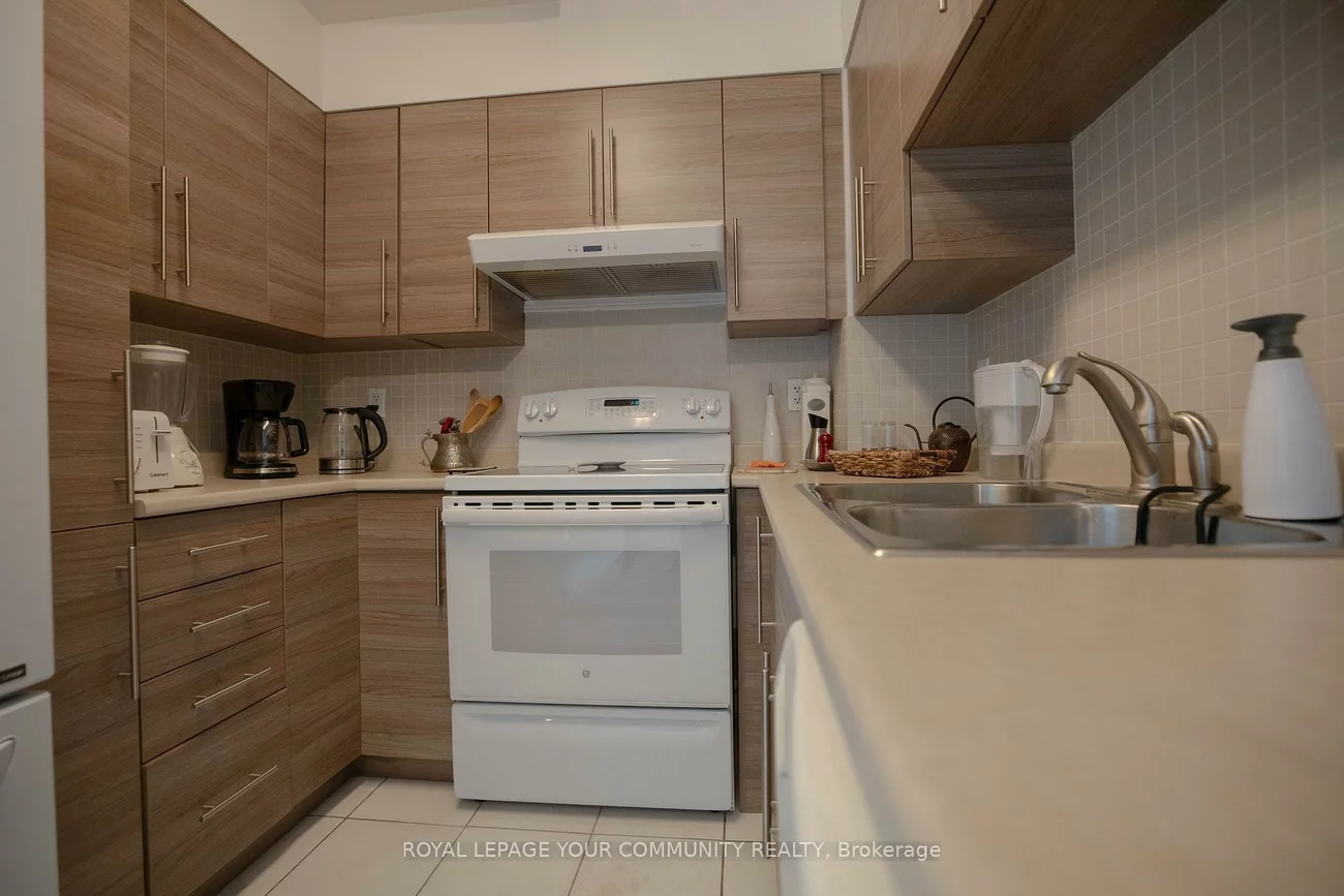 11, Oneida, Langstaff, Richmond Hill