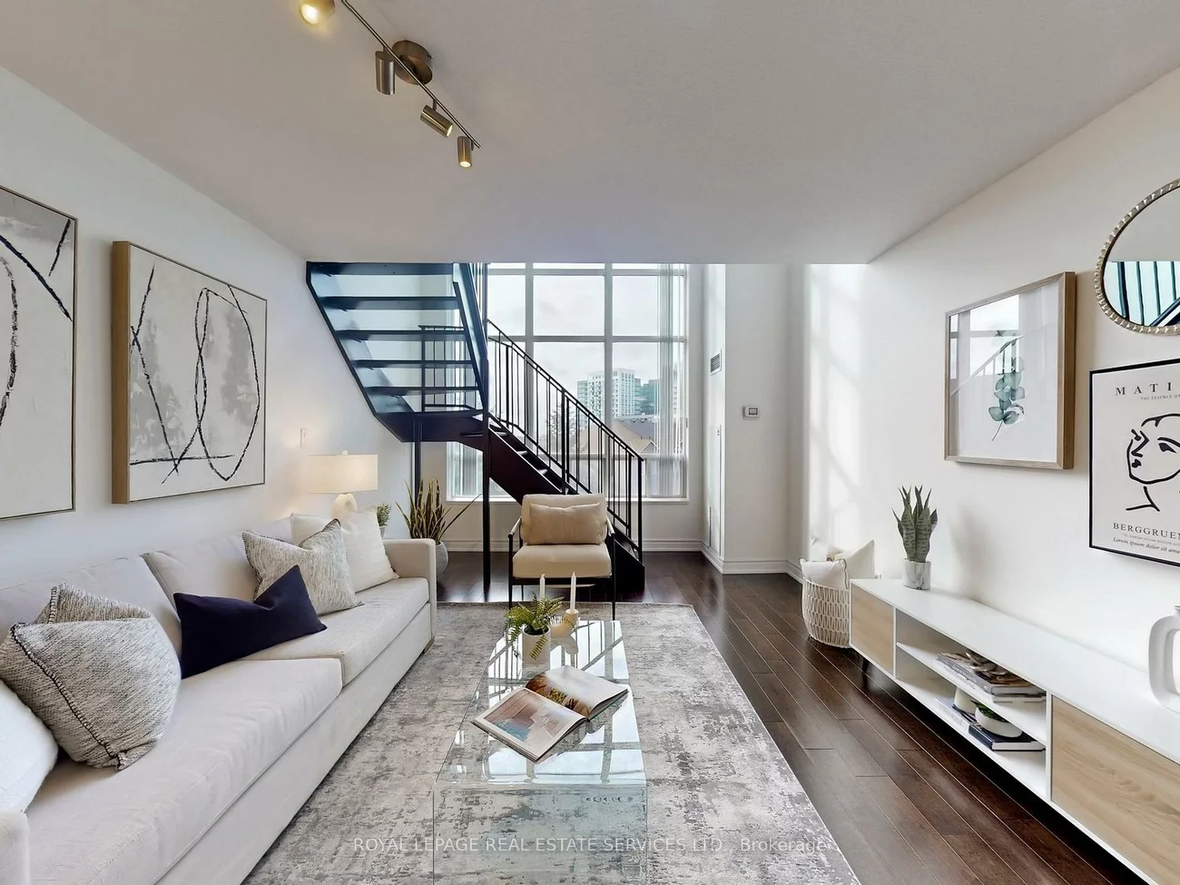 51, Baffin, Langstaff, Richmond Hill