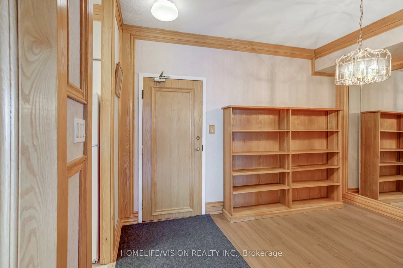 326, Major Mackenzie, Crosby, Richmond Hill