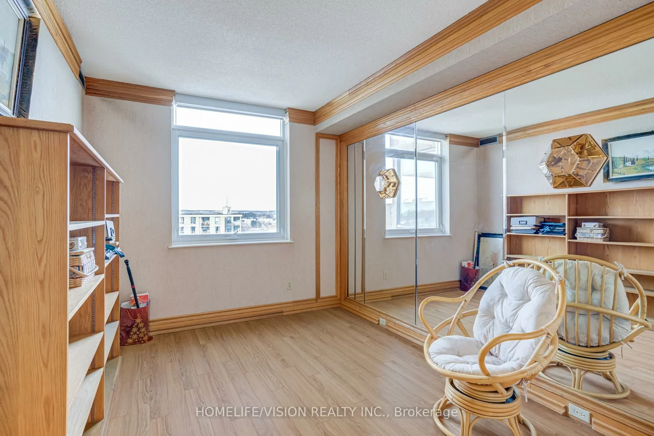 326, Major Mackenzie, Crosby, Richmond Hill