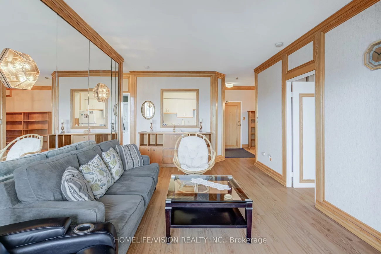 326, Major Mackenzie, Crosby, Richmond Hill