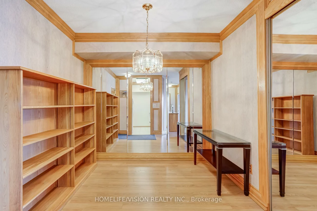 326, Major Mackenzie, Crosby, Richmond Hill