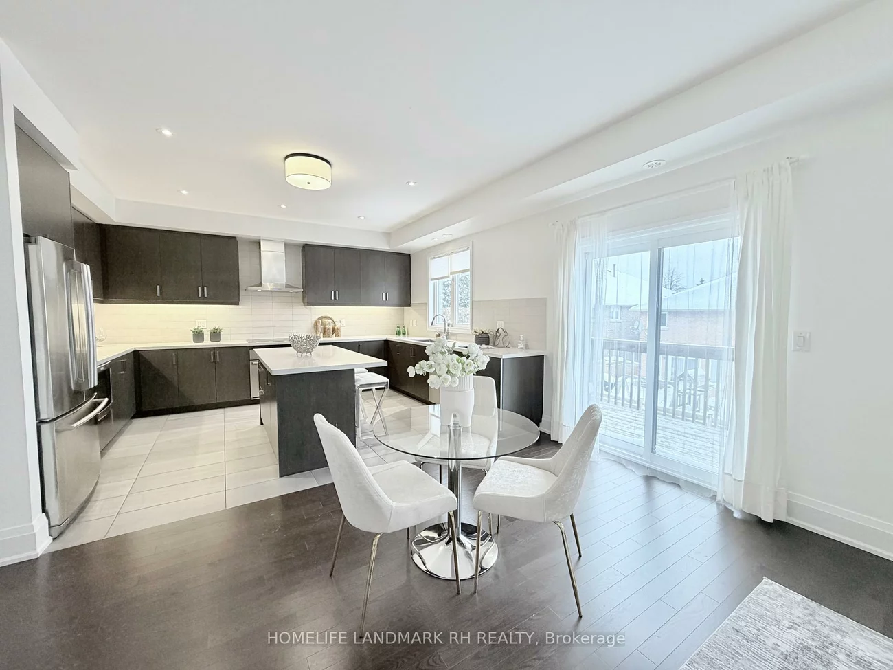 386, Highway 7, Doncrest, Richmond Hill