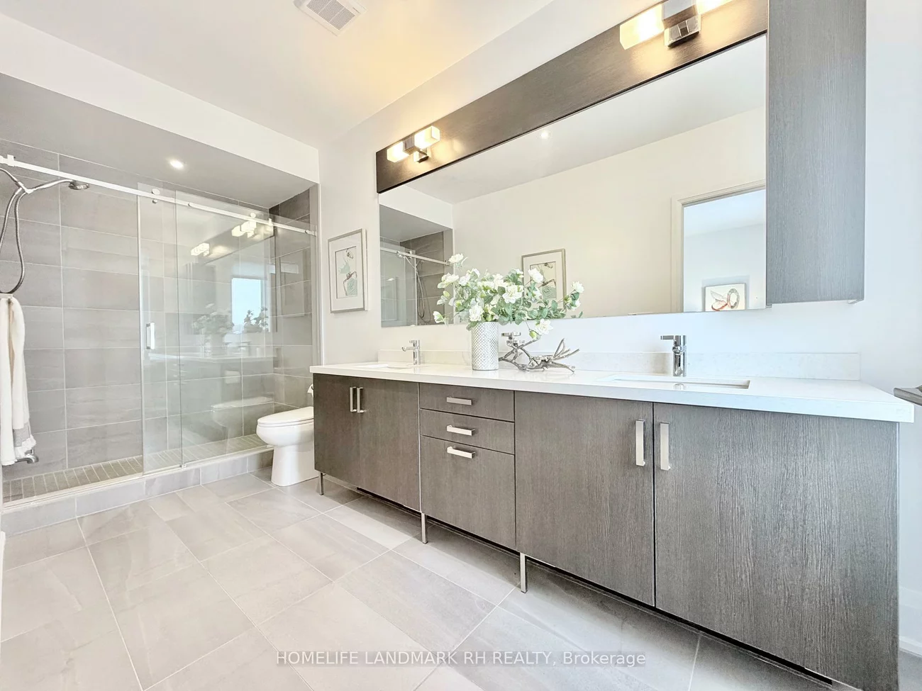 386, Highway 7, Doncrest, Richmond Hill