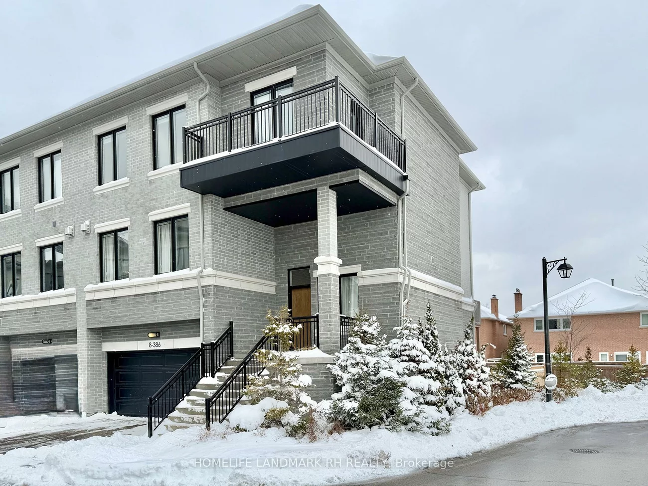 386, Highway 7, Doncrest, Richmond Hill