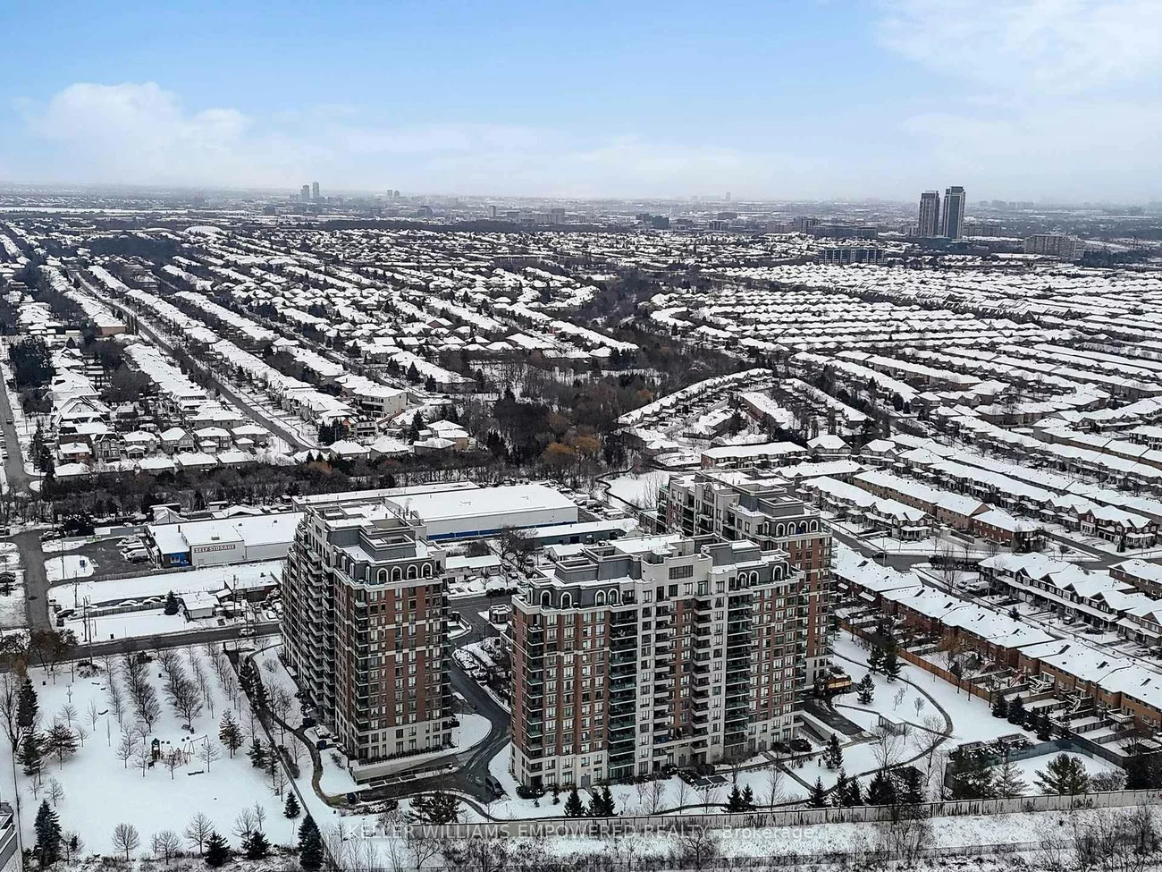 330, Red Maple, Langstaff, Richmond Hill