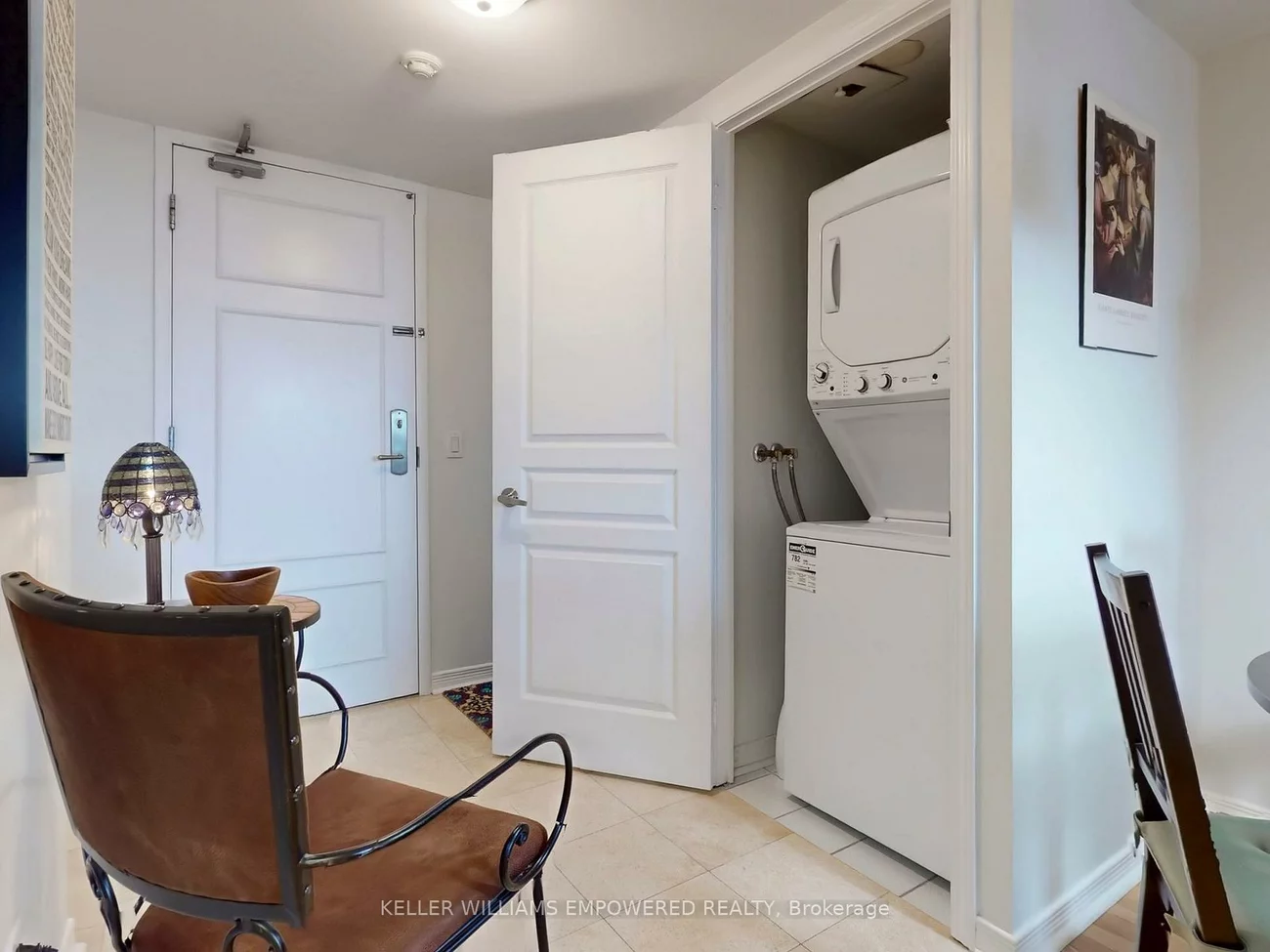 330, Red Maple, Langstaff, Richmond Hill