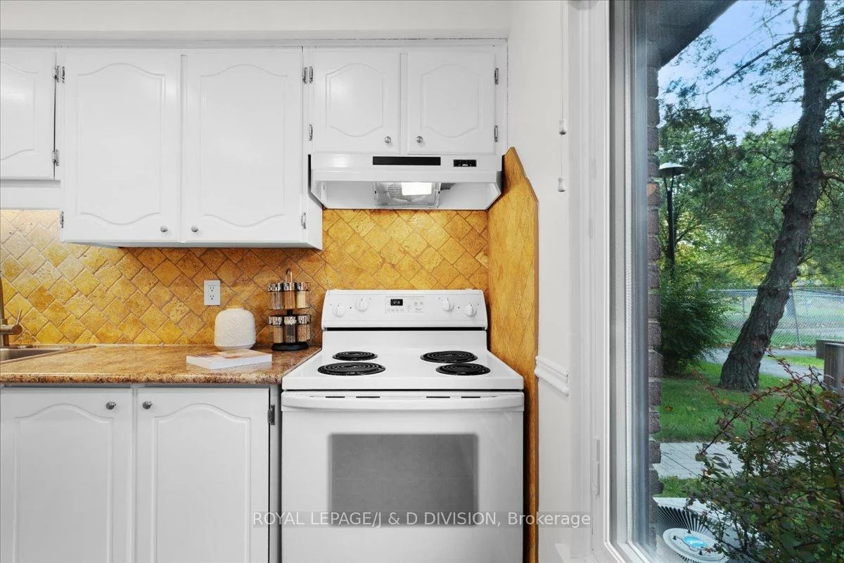 189, Springhead, North Richvale, Richmond Hill