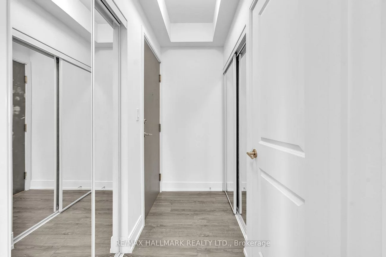 9608, Yonge, North Richvale, Richmond Hill