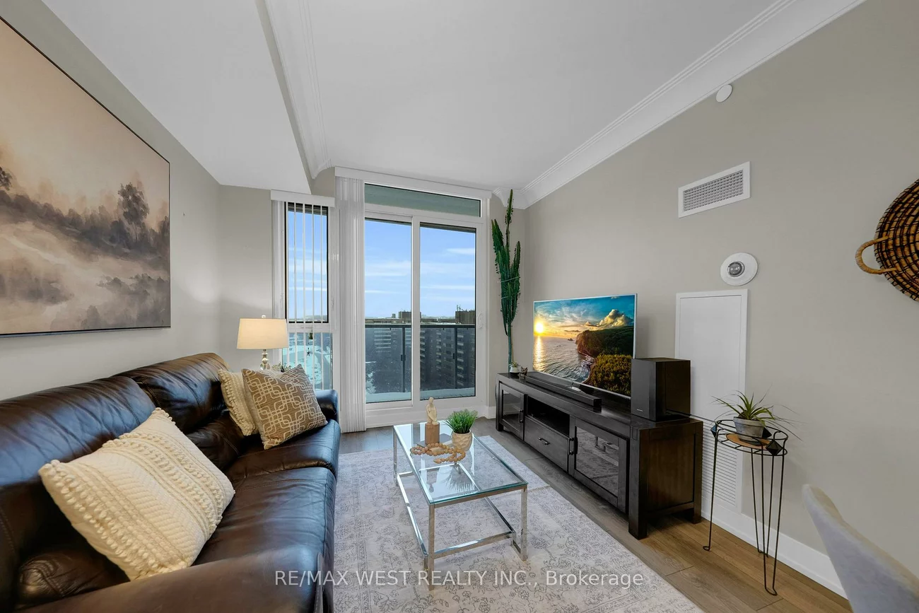 9471, Yonge, Observatory, Richmond Hill