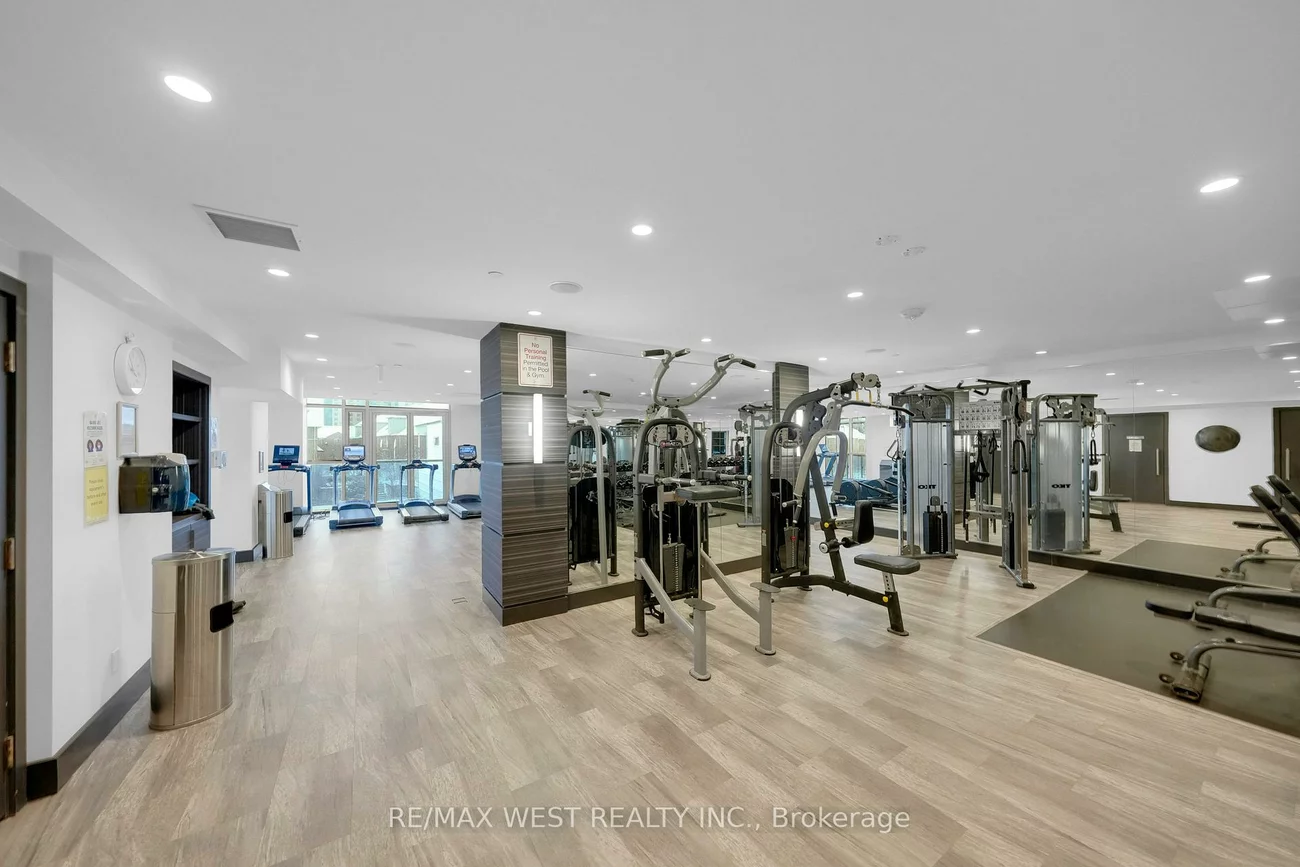 9471, Yonge, Observatory, Richmond Hill