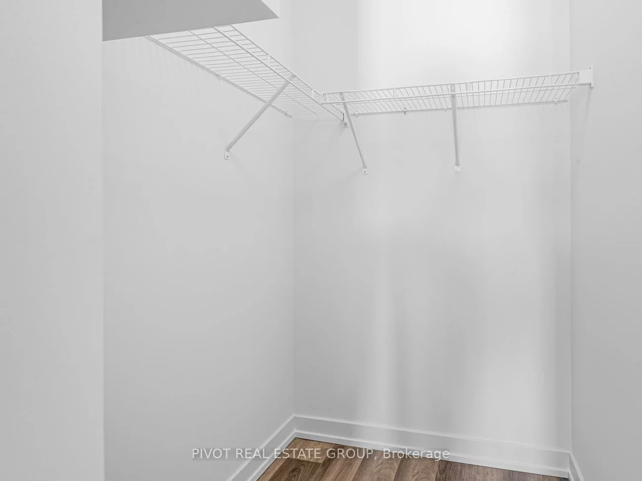 60, Elizabeth, Mill Pond, Richmond Hill