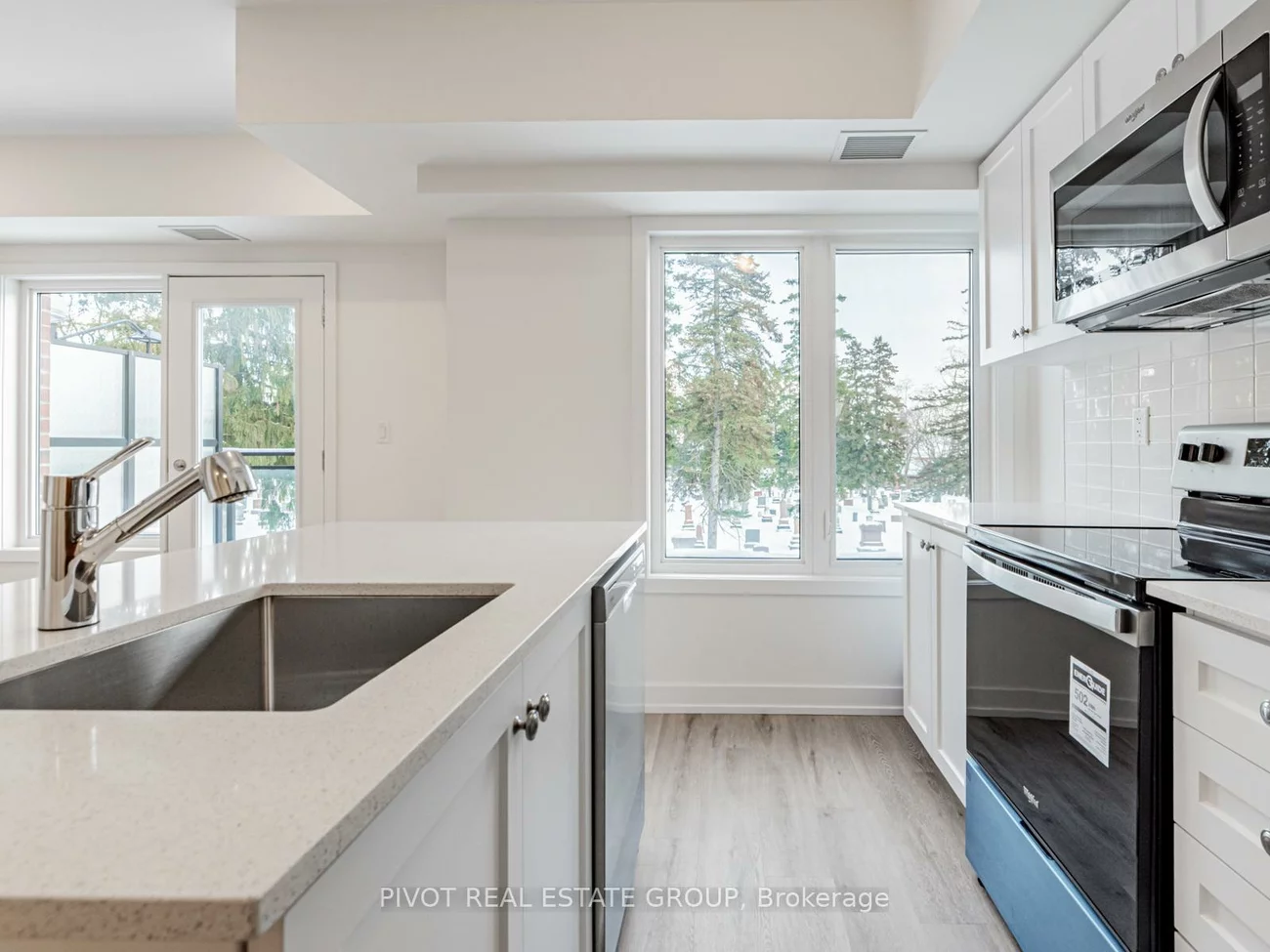 60, Elizabeth, Mill Pond, Richmond Hill