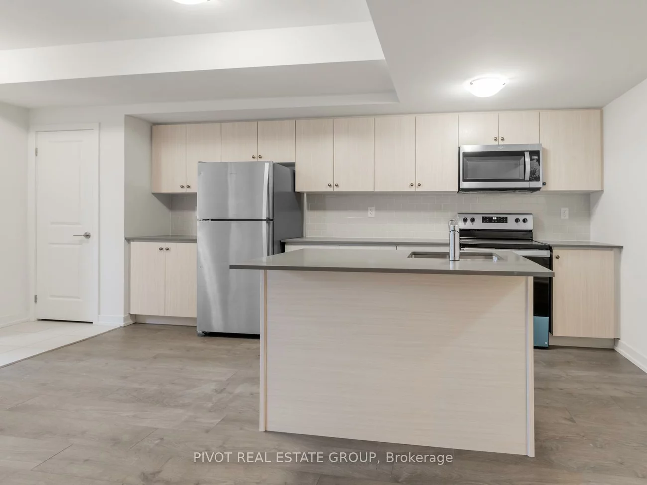 60, Elizabeth, Mill Pond, Richmond Hill