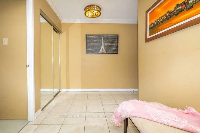 40, Harding, North Richvale, Richmond Hill