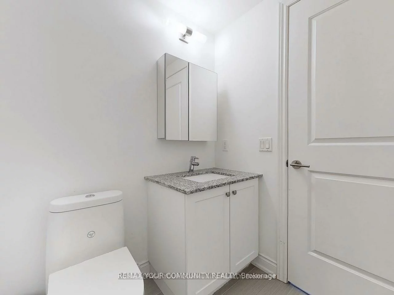 9618, Yonge, North Richvale, Richmond Hill