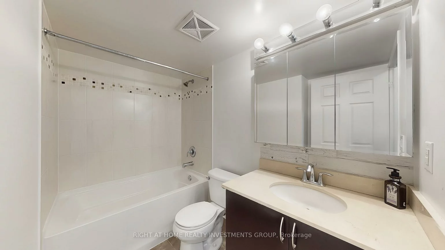 73, King William, Langstaff, Richmond Hill