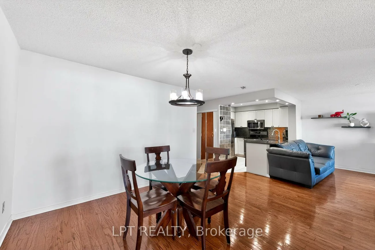 51, Baffin, Langstaff, Richmond Hill