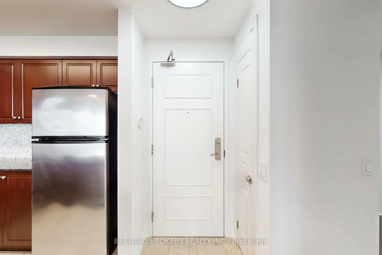 310, Red Maple, Langstaff, Richmond Hill