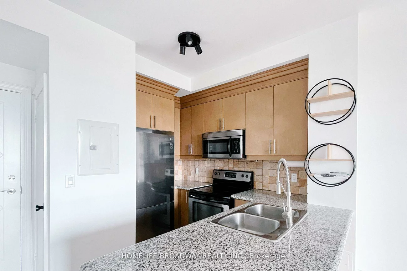 18, Harding, Harding, Richmond Hill