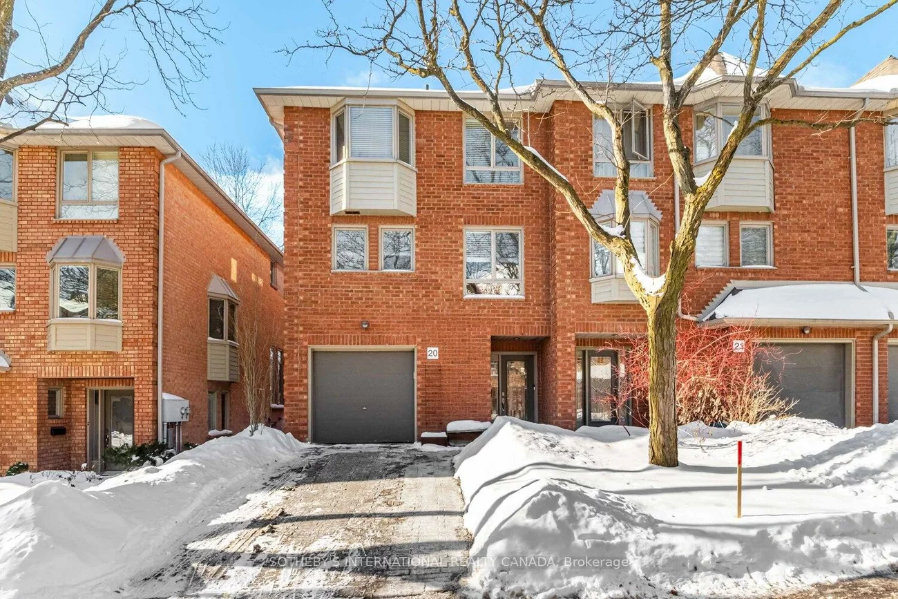 125, Weldrick, North Richvale, Richmond Hill