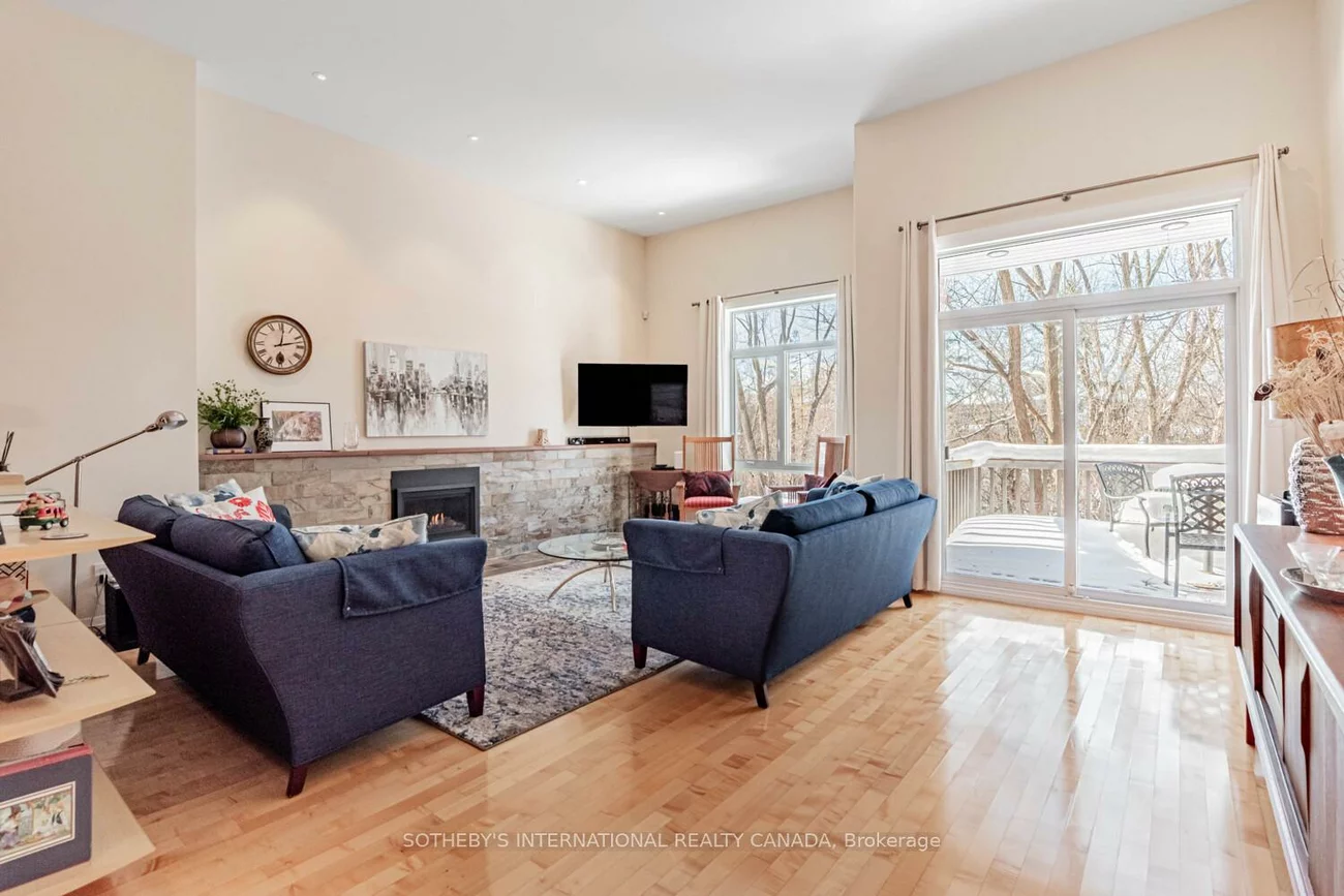 125, Weldrick, North Richvale, Richmond Hill