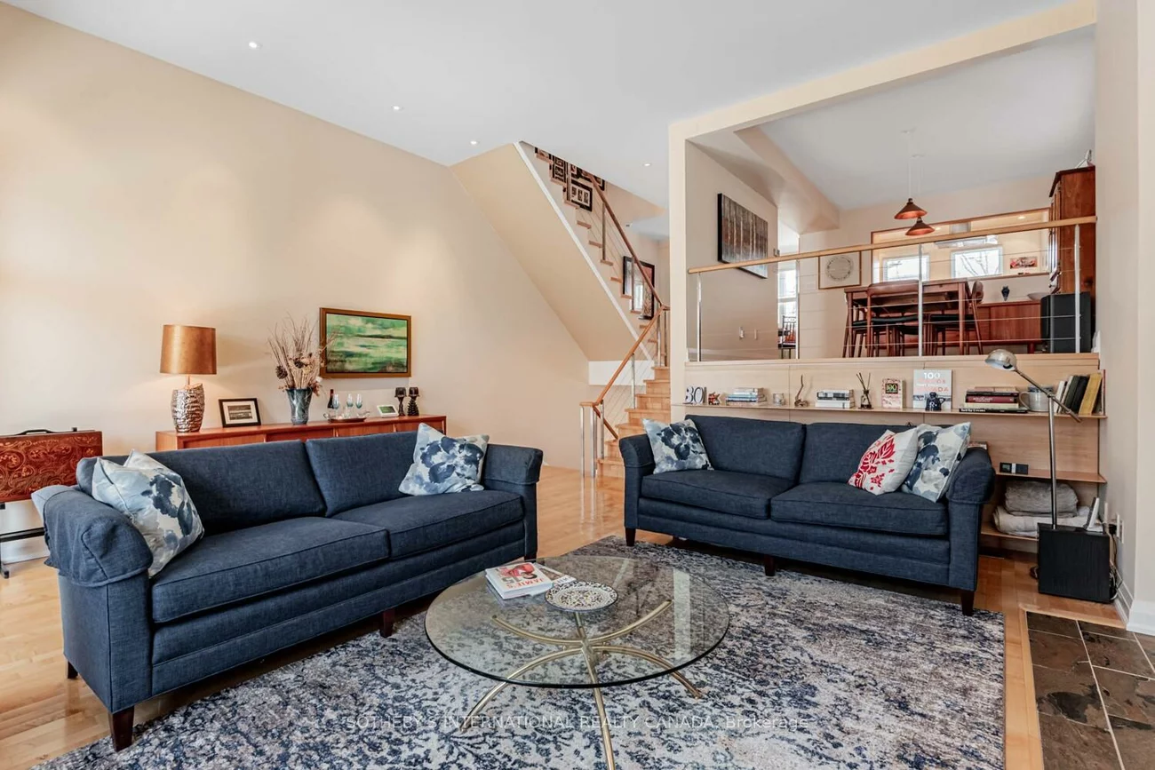 125, Weldrick, North Richvale, Richmond Hill