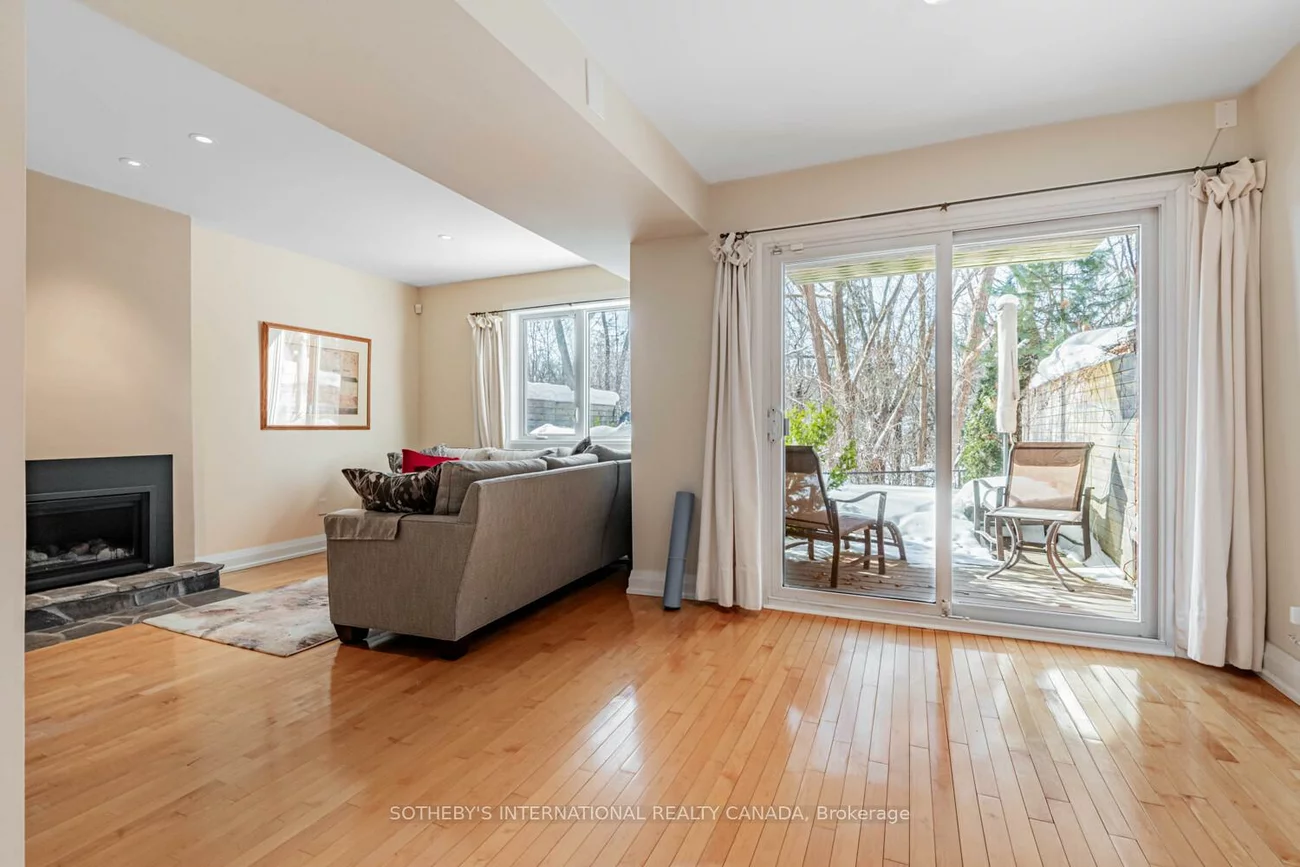 125, Weldrick, North Richvale, Richmond Hill