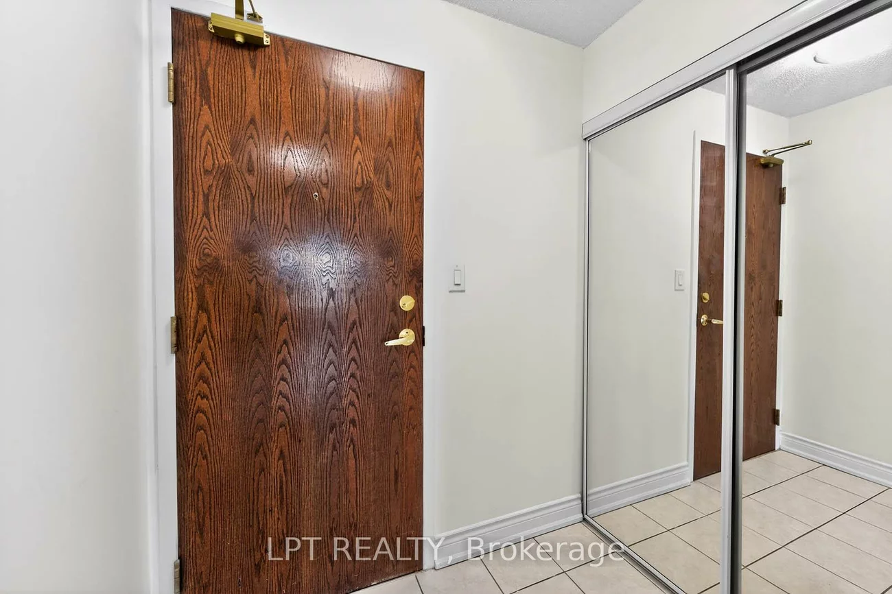 51, Baffin, Langstaff, Richmond Hill