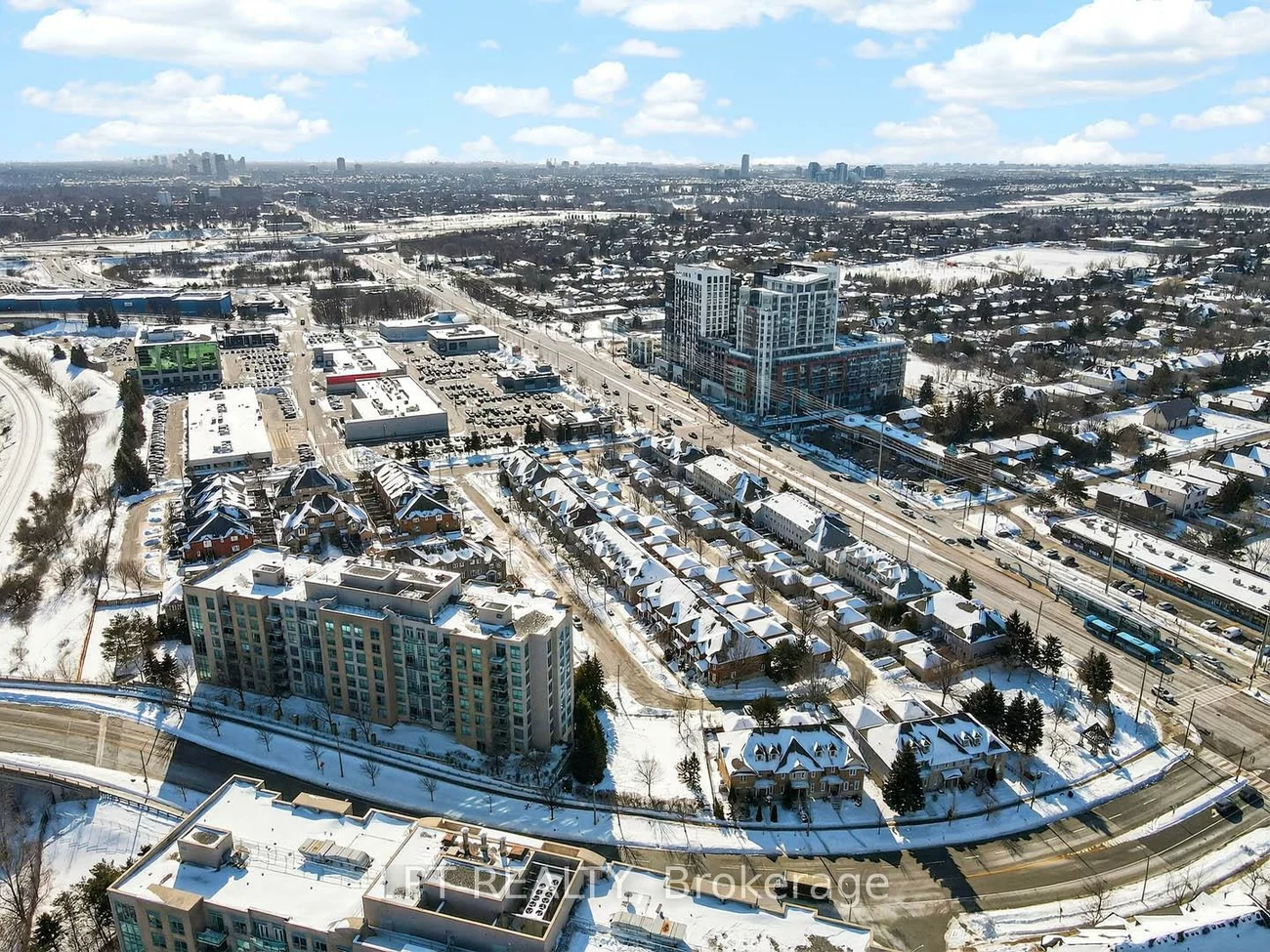 51, Baffin, Langstaff, Richmond Hill