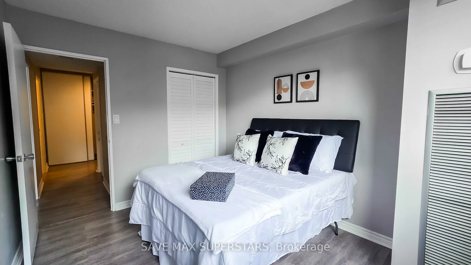 50, Baif, North Richvale, Richmond Hill