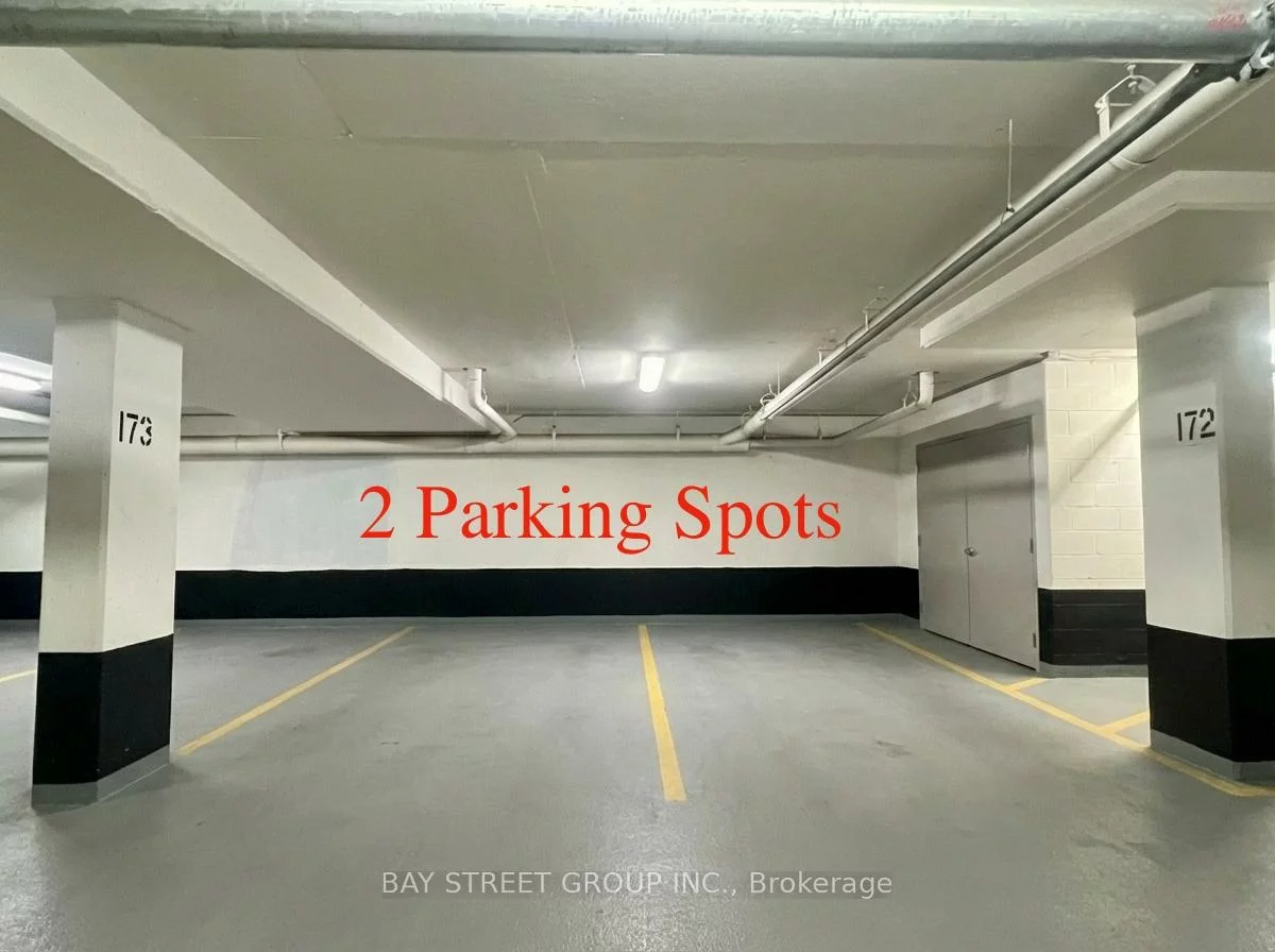 370, Red Maple, Langstaff, Richmond Hill