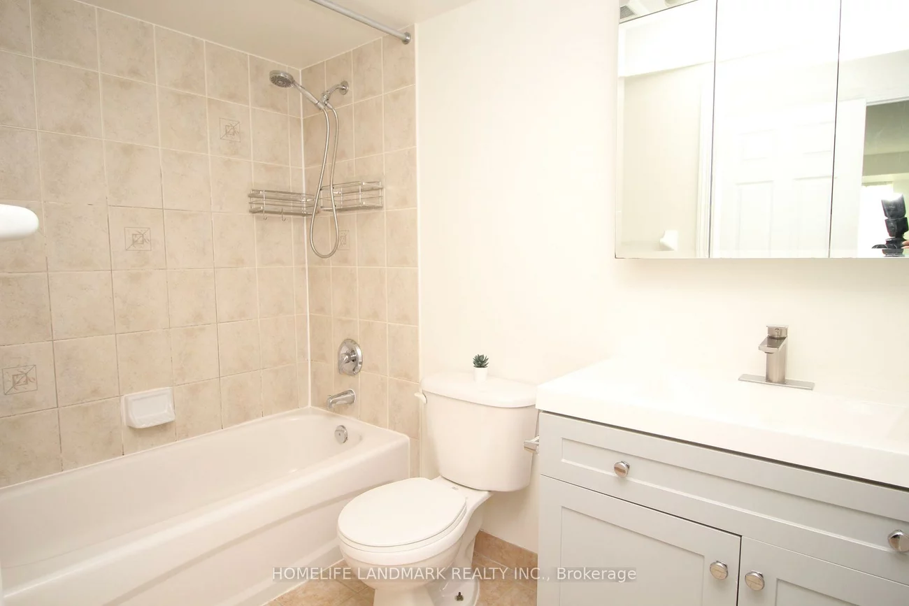 39, Oneida, Langstaff, Richmond Hill