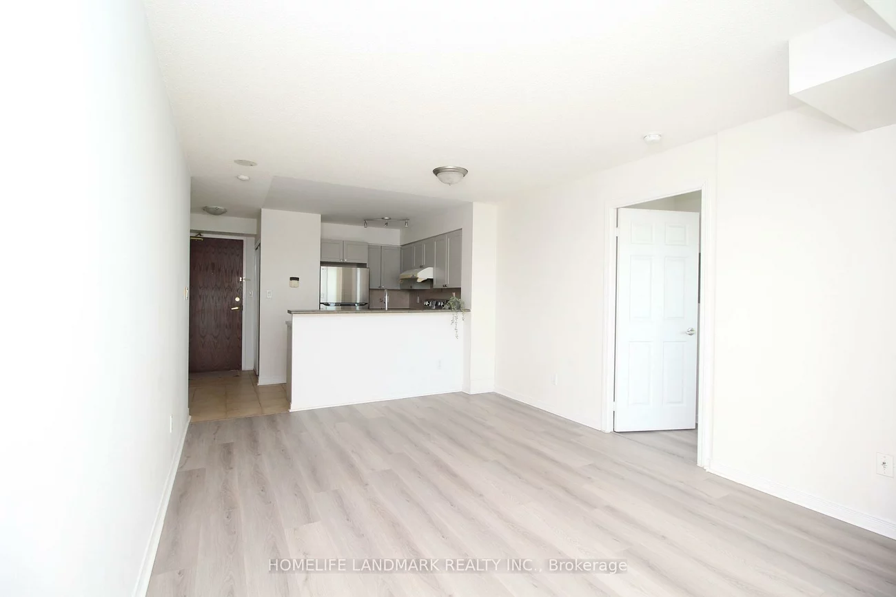 39, Oneida, Langstaff, Richmond Hill