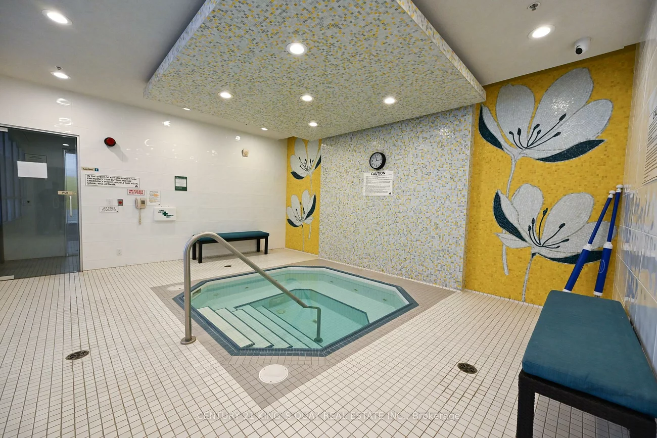 376, Highway 7, Doncrest, Richmond Hill