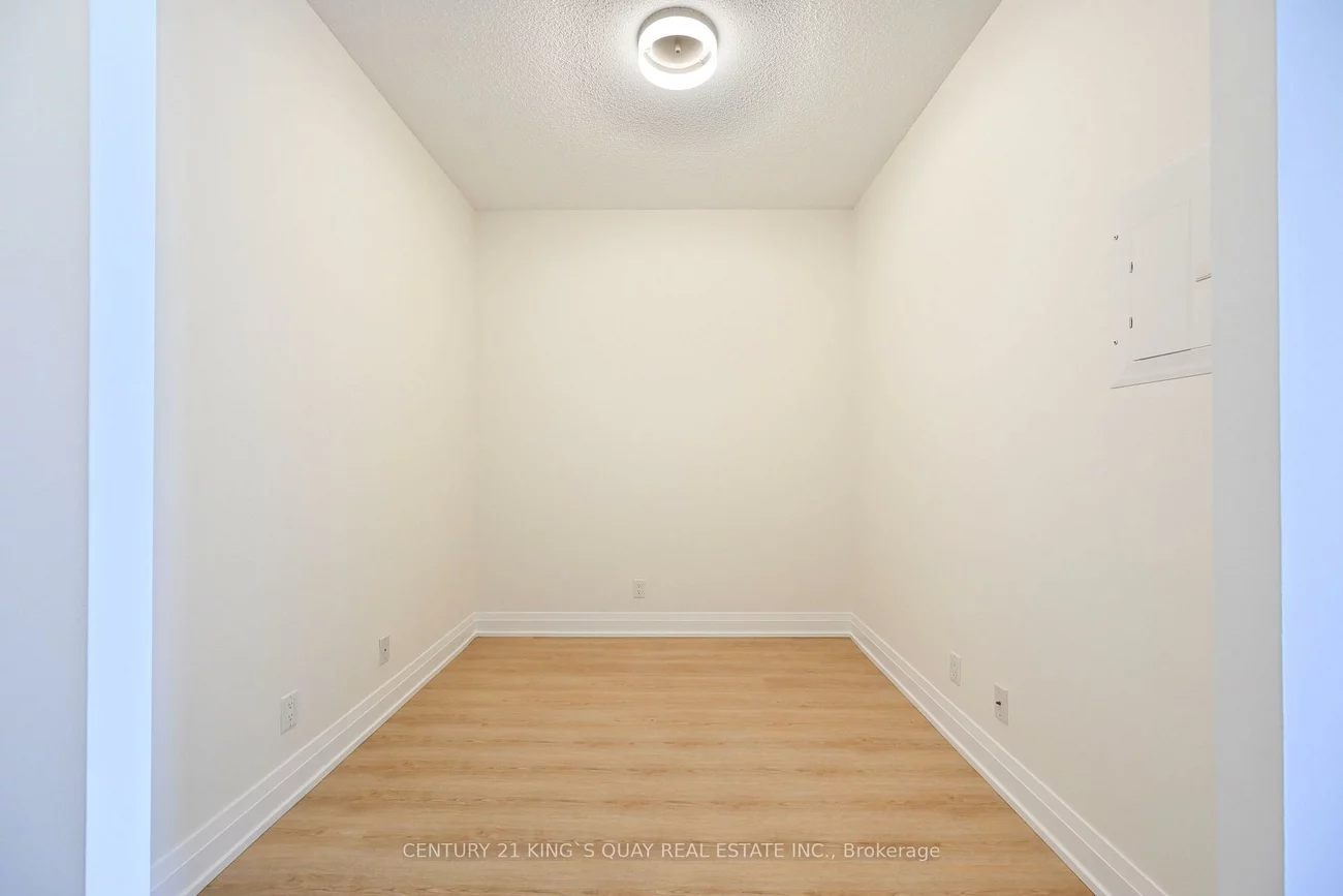 376, Highway 7, Doncrest, Richmond Hill