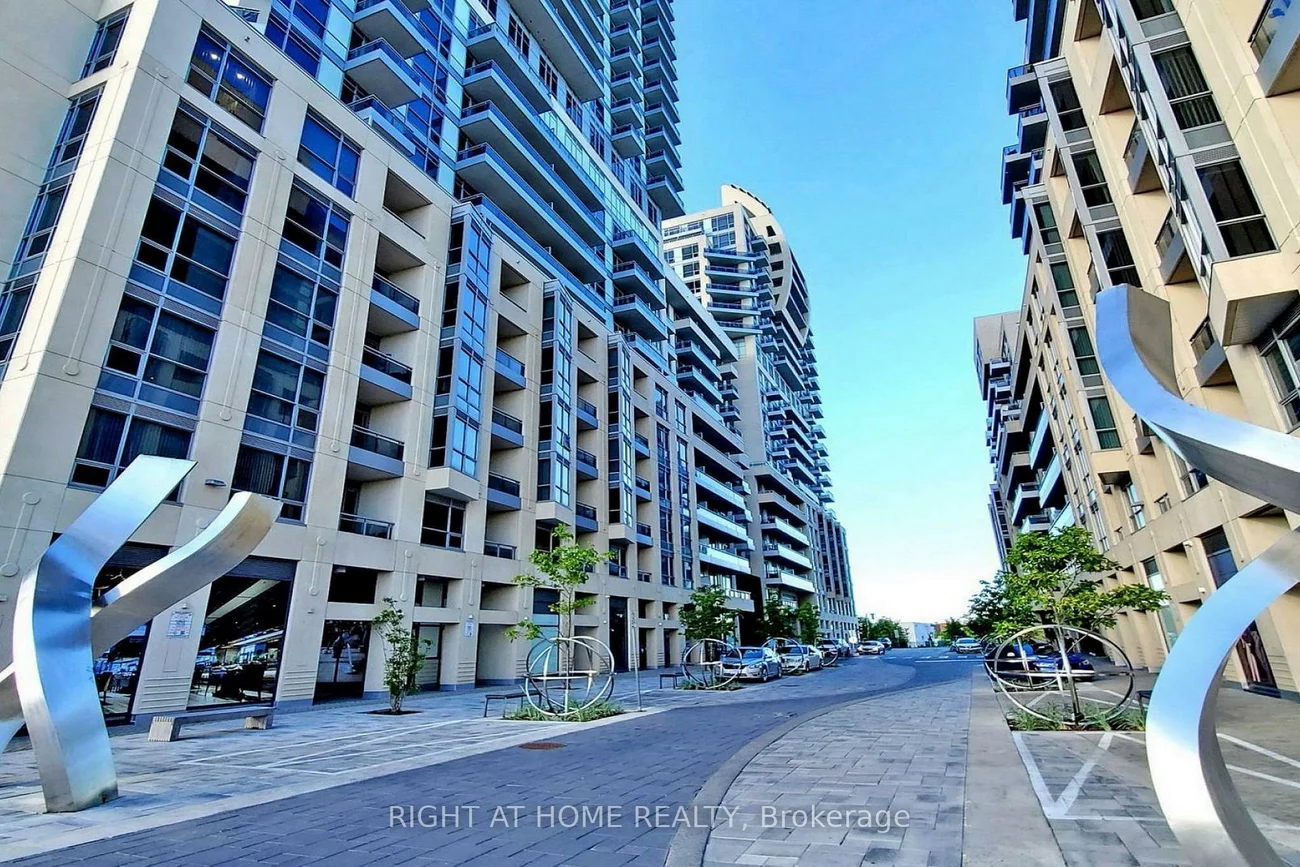 9201, Yonge, Langstaff, Richmond Hill