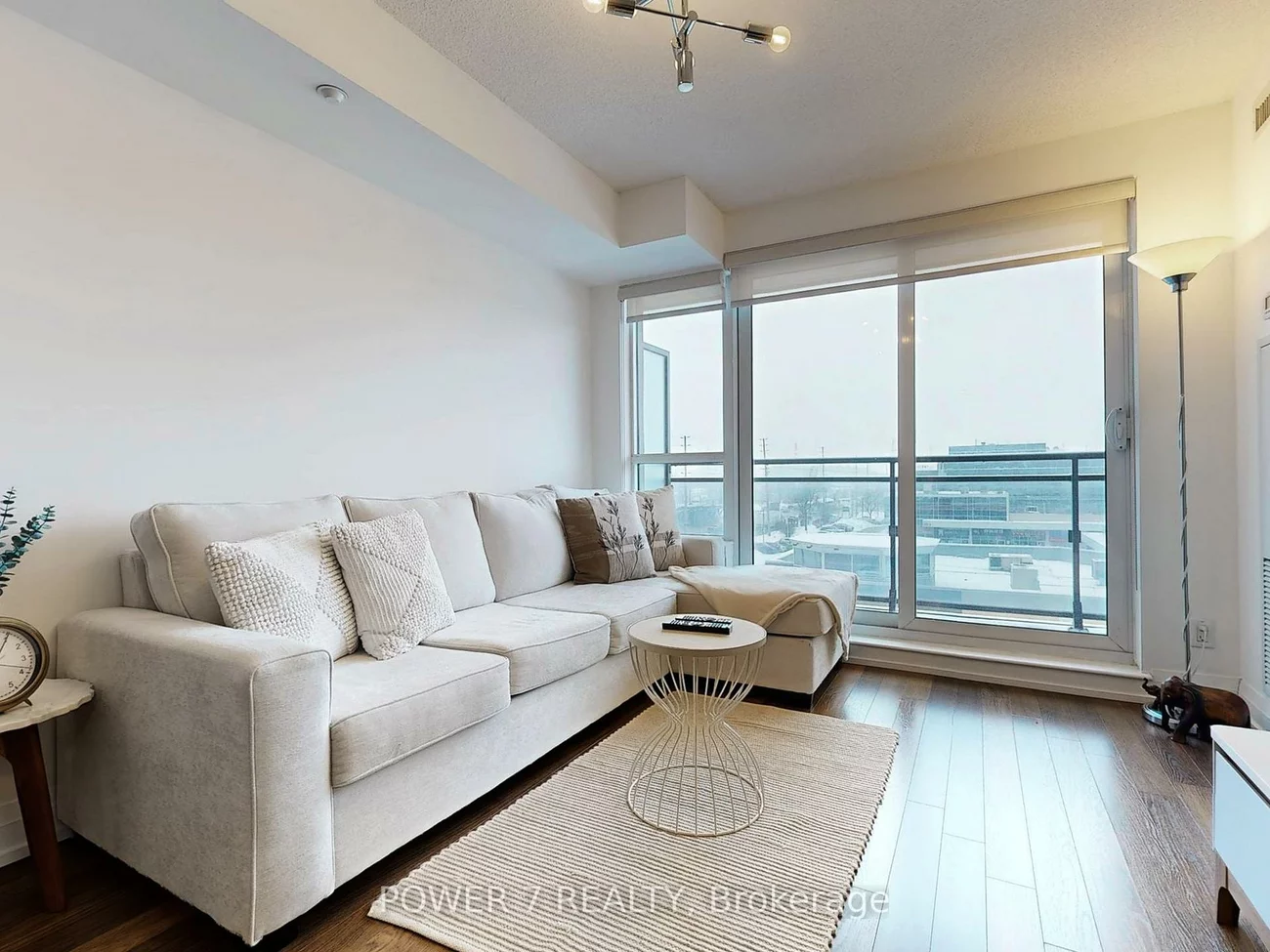 370, Hwy 7, Doncrest, Richmond Hill