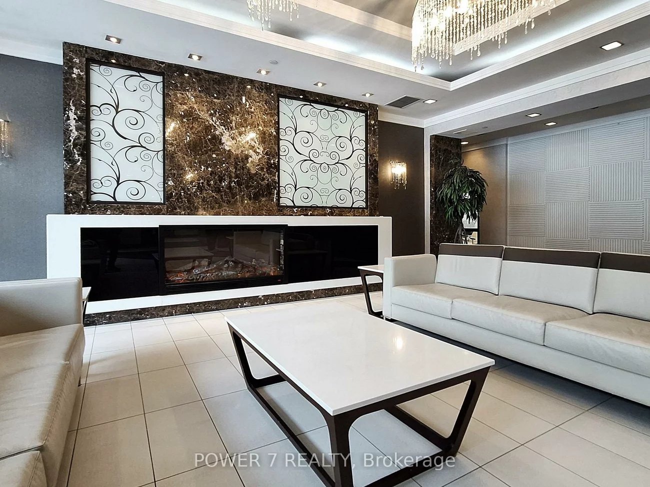 370, Hwy 7, Doncrest, Richmond Hill