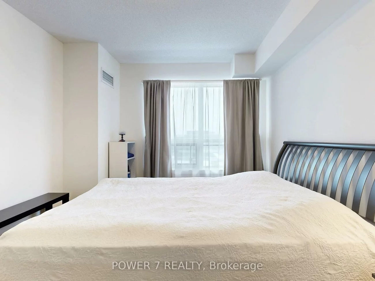 370, Hwy 7, Doncrest, Richmond Hill