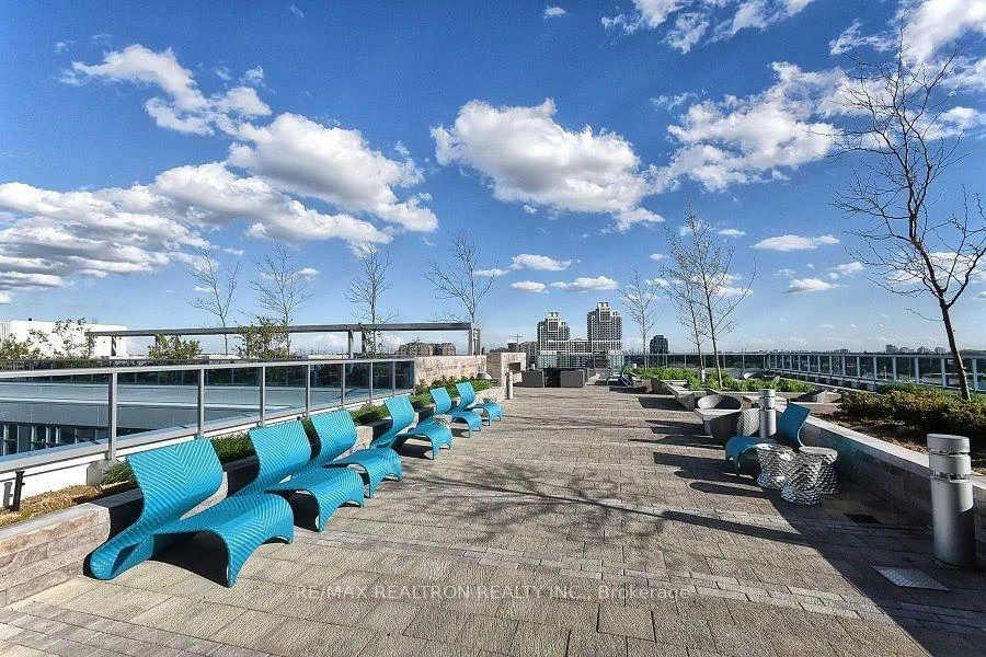 9471, Yonge, Observatory, Richmond Hill