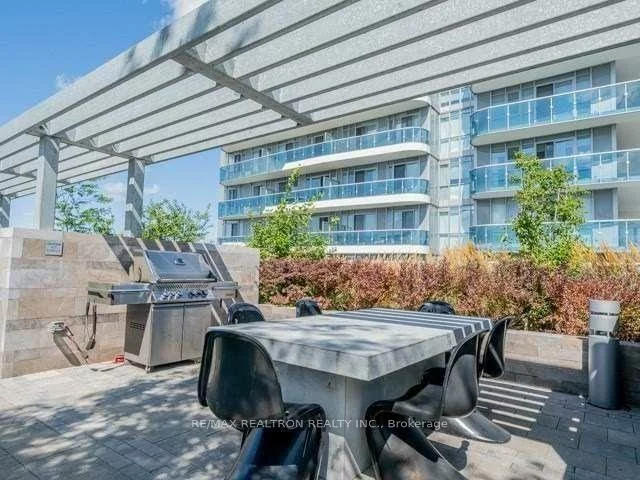 9471, Yonge, Observatory, Richmond Hill