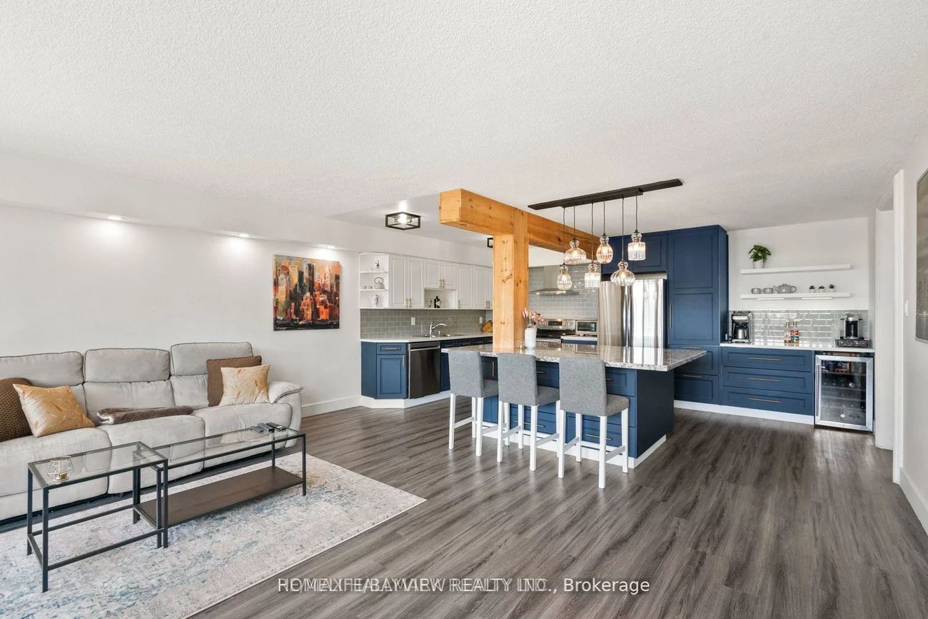 40, Baif, North Richvale, Richmond Hill